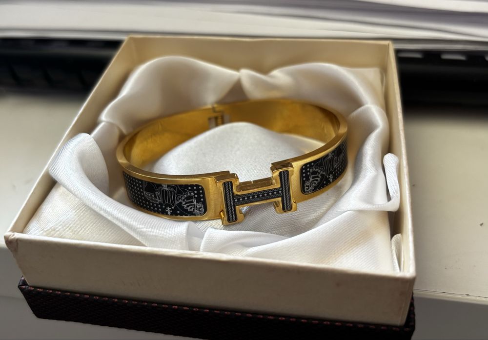 Гривна Hermes черна
