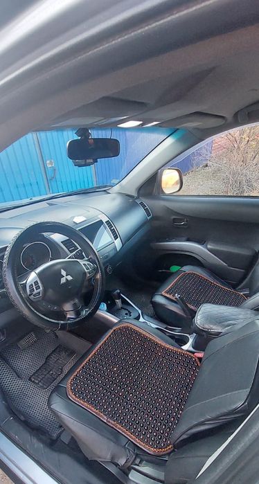 Продам машину отличный кроссовер!