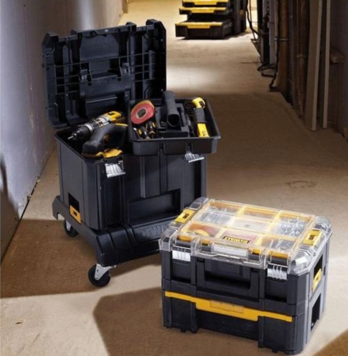 Количка за куфари T-Stak DEWALT DWST1-71229