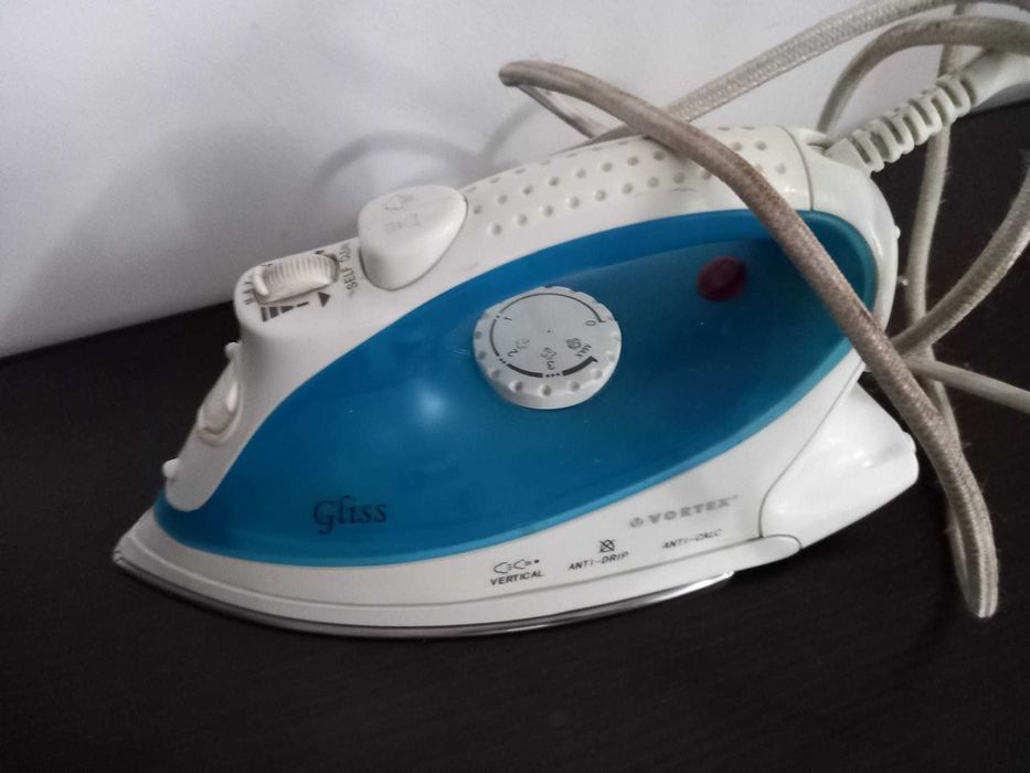 Fier de calcat cu aburi ,Vortex 2000W
