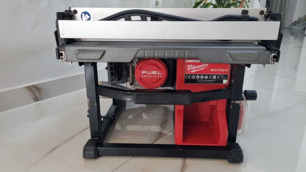 Circular Milwaukee m18
