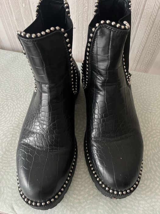 Боти 36н. Без следи от употреба