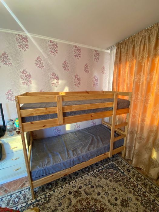 Двухярустная кровать