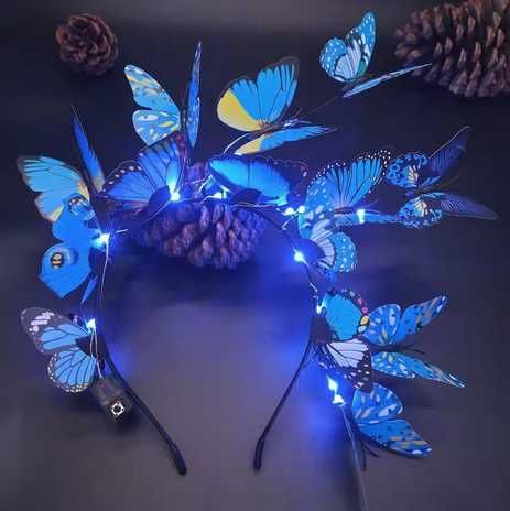 Coronita de Craciun cu lumini, zi de nastere. Noua ambalata!