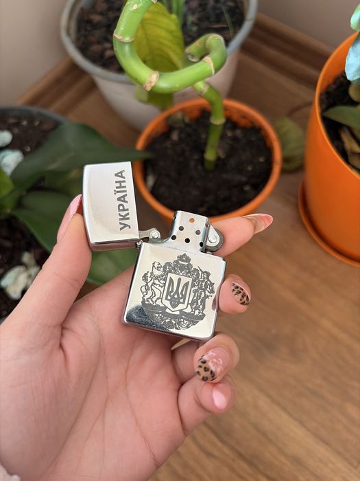 Запалка : Слава Украïна
