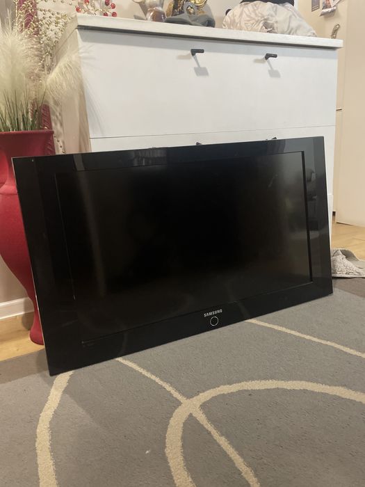 Телевизор Samsung