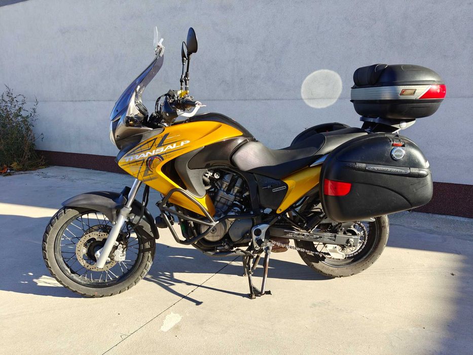 Honda TRANSALP 700