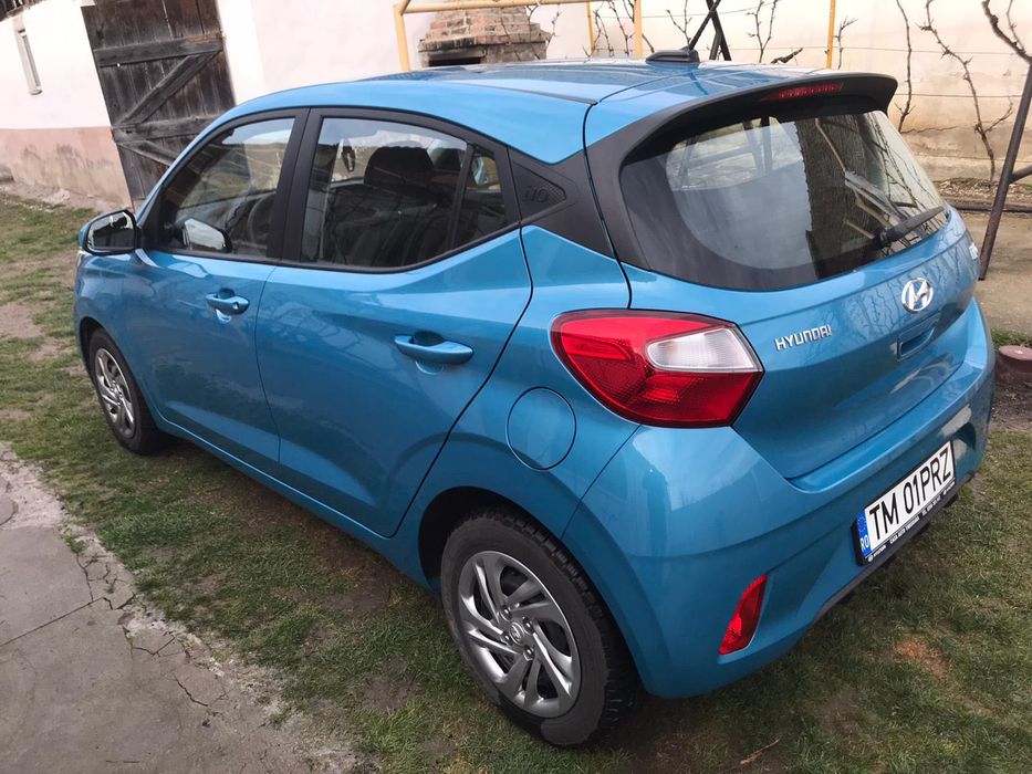 Vând Hyundai i10
