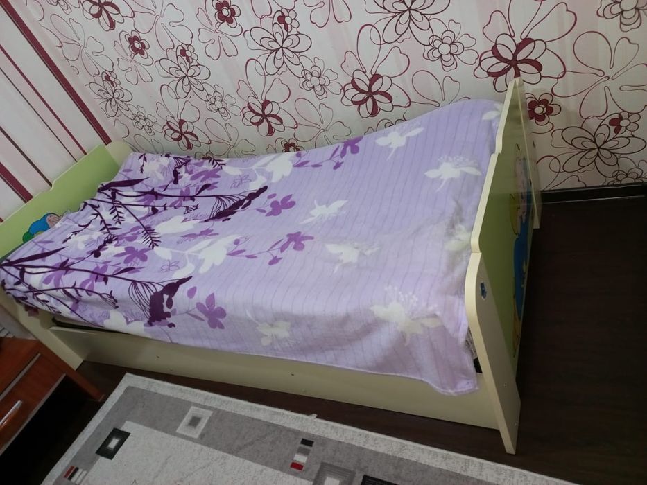Продается детский спальный гарнитур