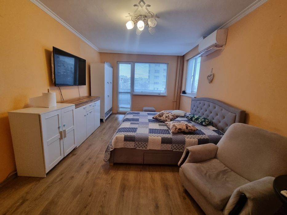 Дава се под наем Тристаен апартамент в София, Разсадника - 70 кв.м за 663 € - Снимка #2