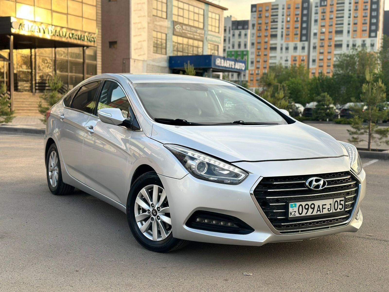 Hyundai i40 цена: купить Хюндай i40 новые и бу. Продажа авто с фото на OLX  Казахстан