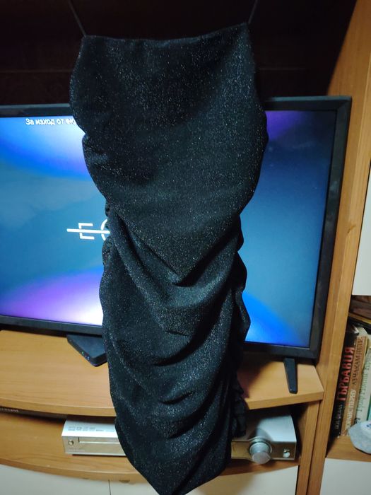 Малка черна рокля