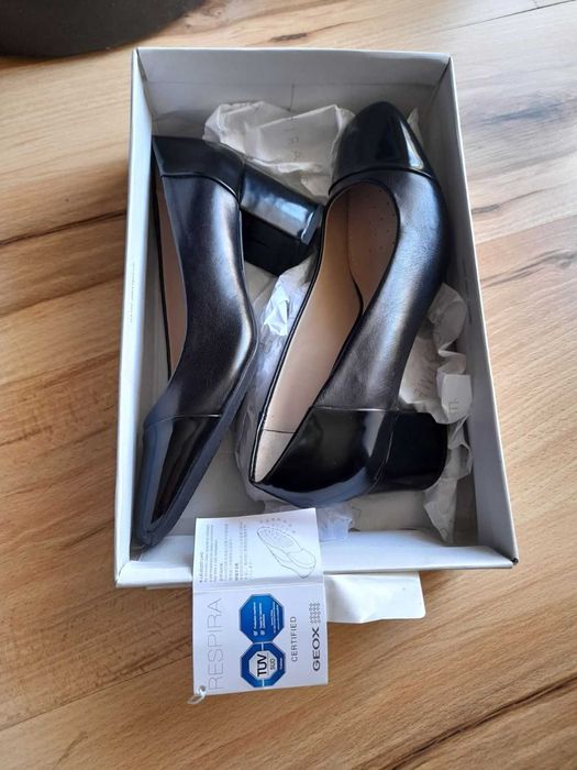 Дамски обувки Geox