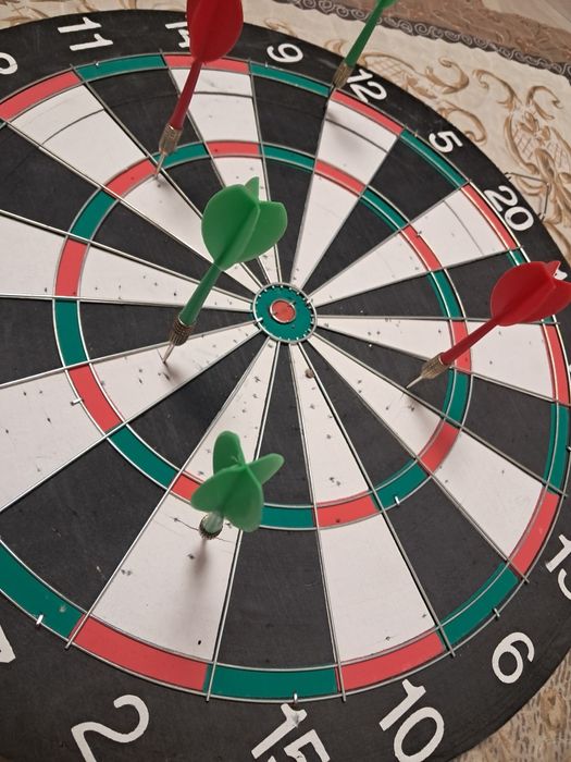 Дартс с дротиками, диаметр 41см.