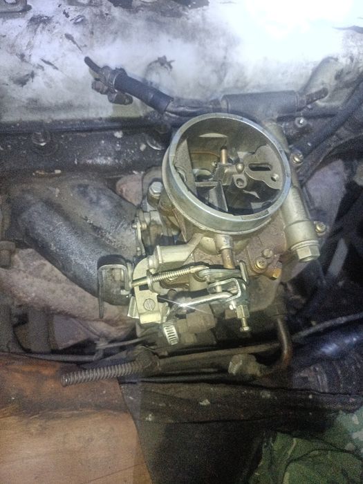 Продам запчасти на газ 24