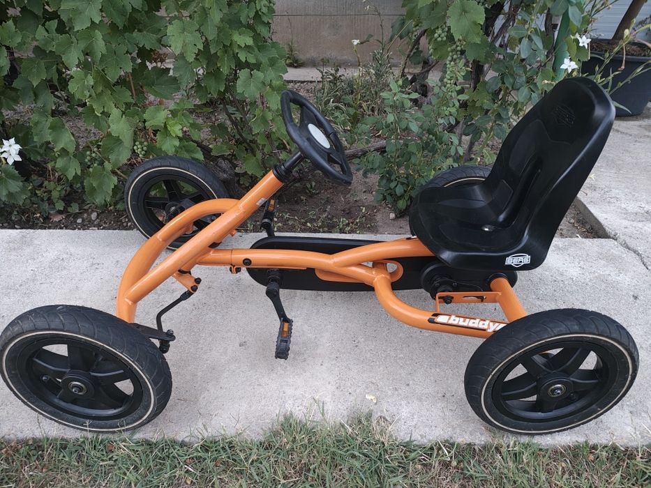 Kart cu pedale  BERG Buddy Orange pentru copii de la 3 la 8 ani