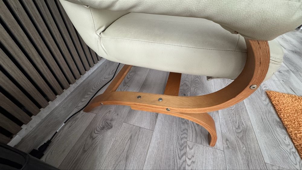 Vand 2 fotolii sufragerie