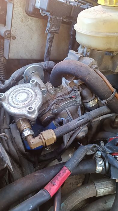 Газов инжекцион за 6 цилиндров двигател