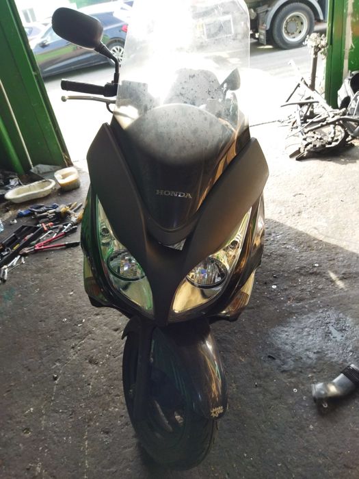 Honda Silwer Wing T 400i 2010