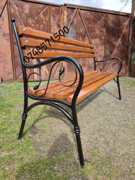 Banca stradala si cos de gunoi rustic