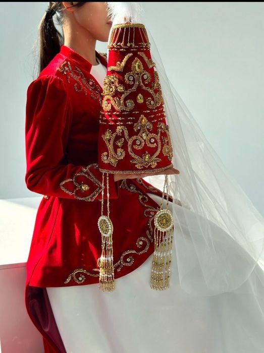 Сдам напрокат/ продам платье на узату