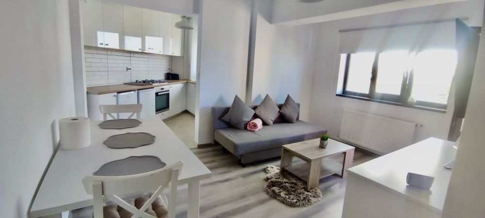 Regim Hotelier River Towers 3