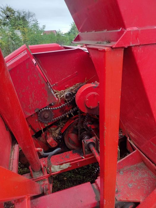 Culegător de porumb SIP Tornado 80