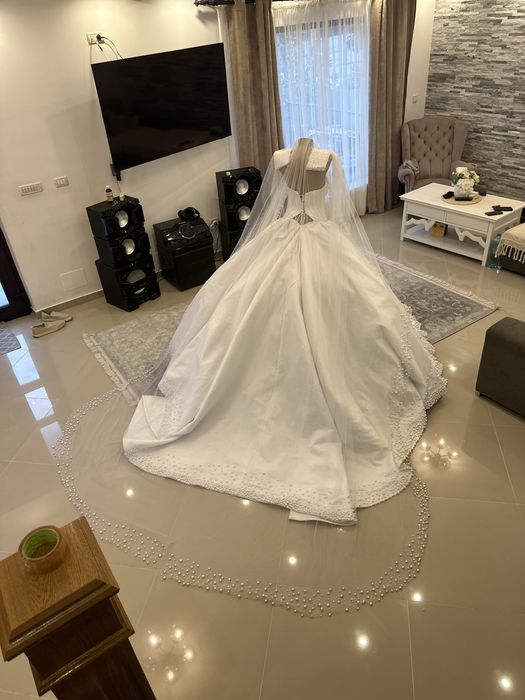 Rochie de mireasa cu corset ajustabil