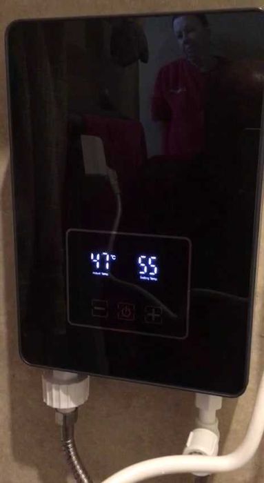 Проточный нагреватель 5.5 кВа есть доставка и оплата на карту