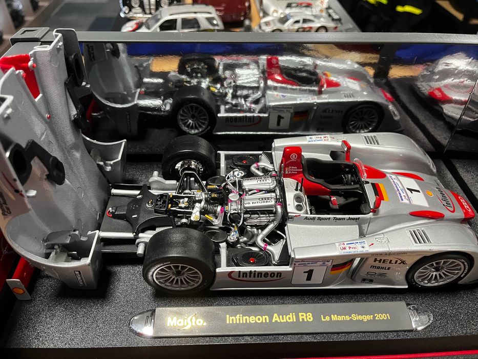Нова метална колекционерска количка модел AUDI R8 Le Mans ' 2001  1:18