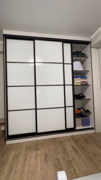 Продам шкаф купе