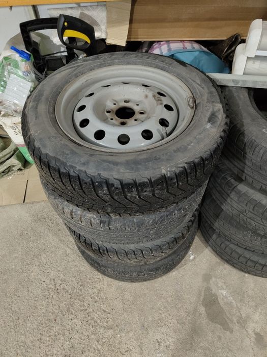 Продам резину...