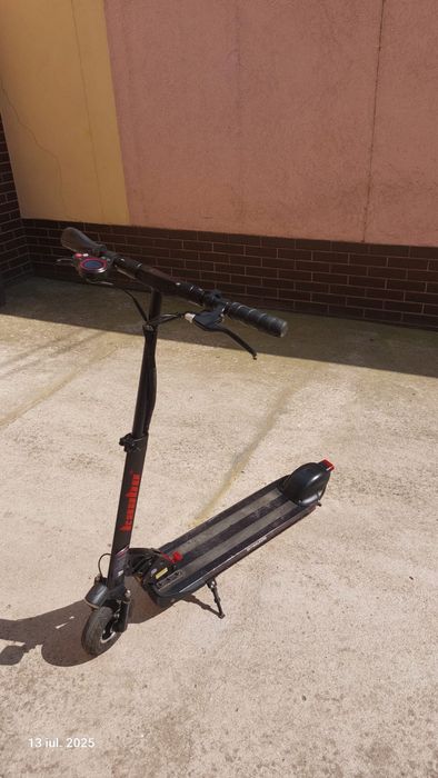 Vând  trotinetă electrică Kaabo Skywalkero 8