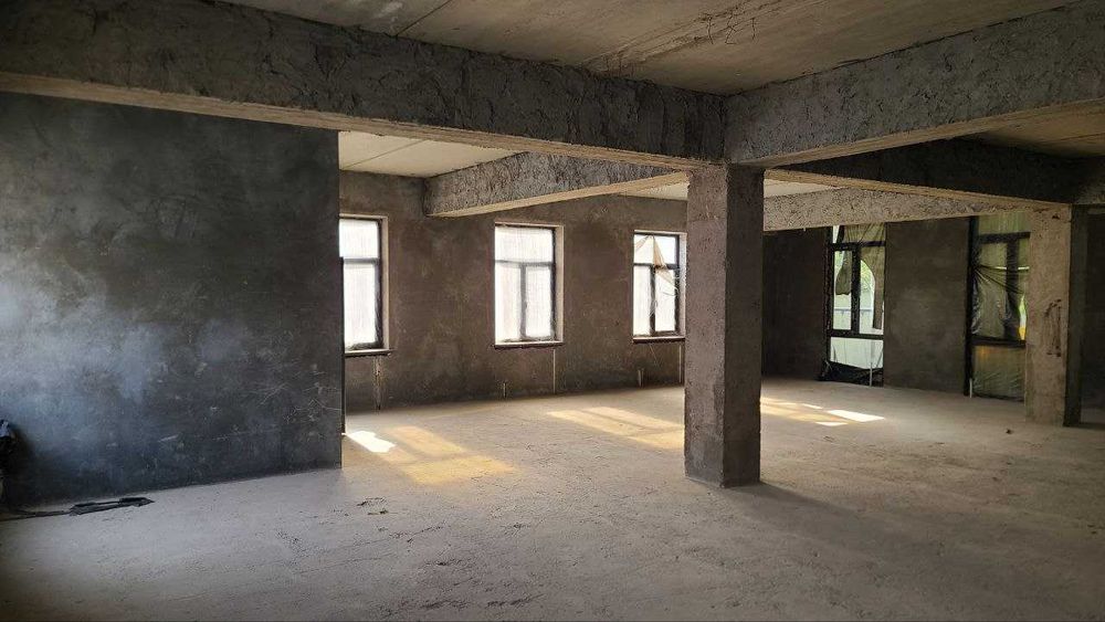 СРОЧНАЯ ЦЕНА! 916 кв.м нежилое здание в Яккасарайском районе