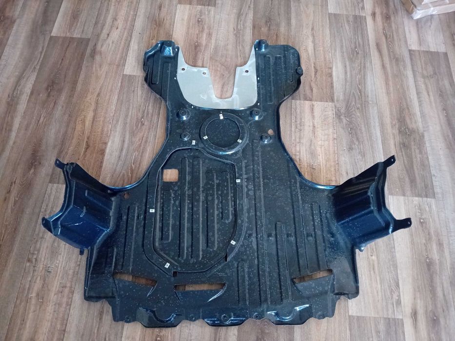 Кора под двигател Хонда Сивик