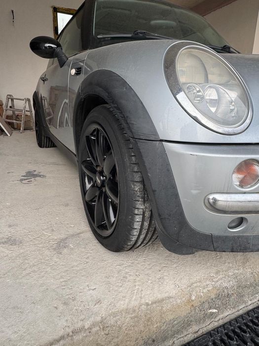 Vând mini cooper
