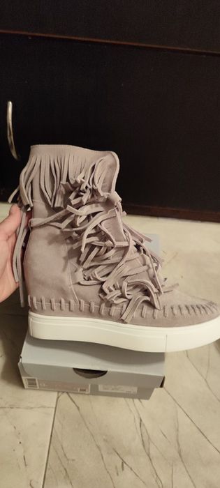 Дамски боти от естествен велур