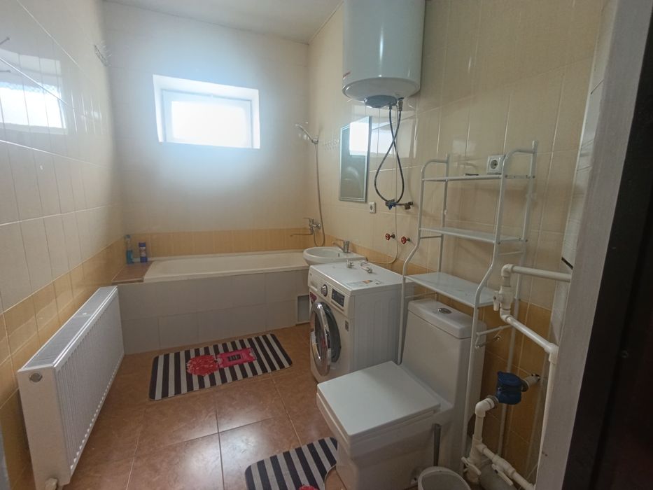 Фарғона шаҳар ҳокимлиги ёнида хонадон ижарага берилади