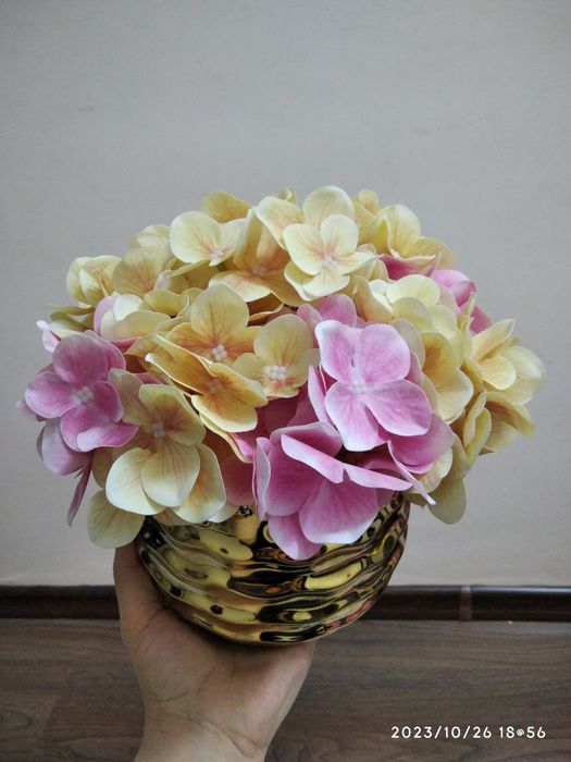 Uy, ofis, dokonlar uchun dekor gullar