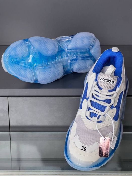Balenciaga triple S