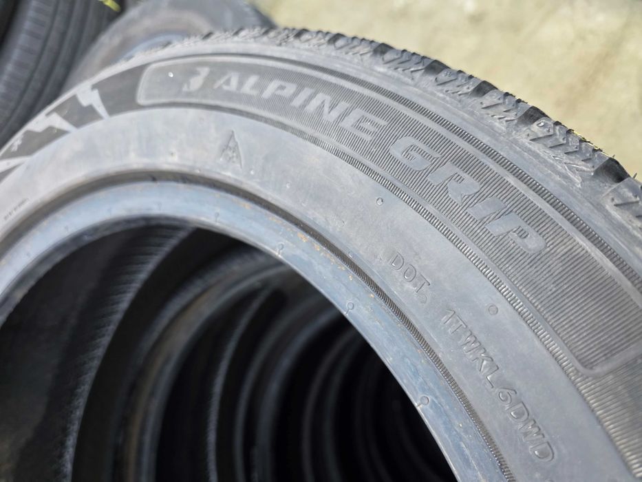 2бр Зимни гуми 215 55 17 - Berlin - DOT 2024