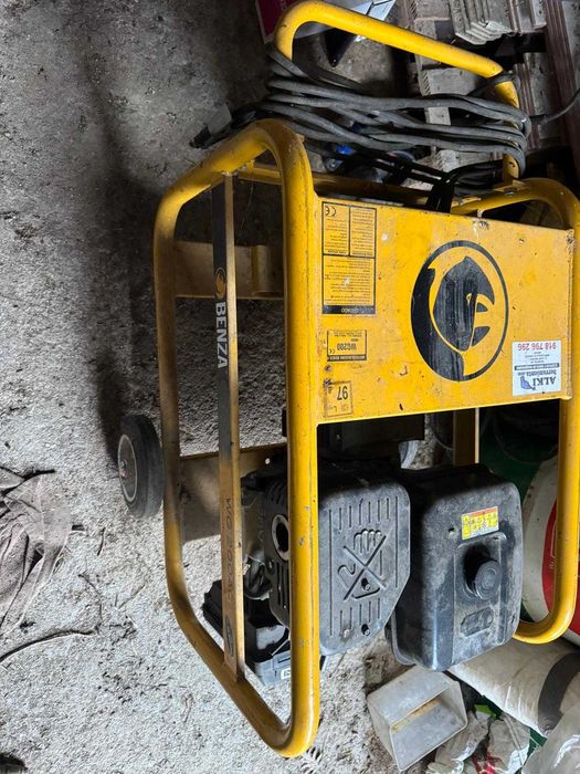 Închiriere de scule și utilaje.