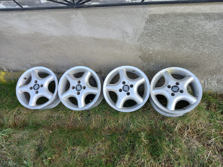 Vând 4 jante pe 14