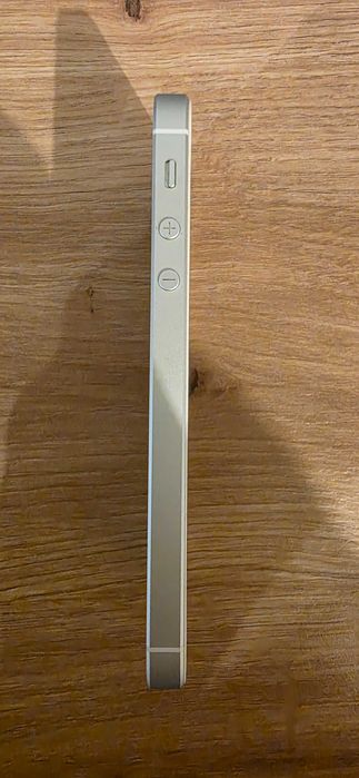 iPhone SE 32Gb Silver