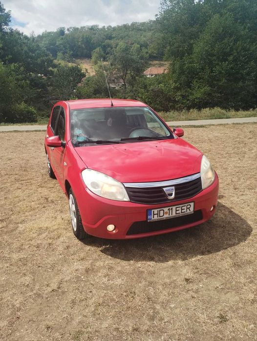 De vânzare Sandero, 1,4 mpi + gpl, 1650 euro negociabil