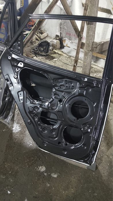 задняя левая дверь Hyundai ix35