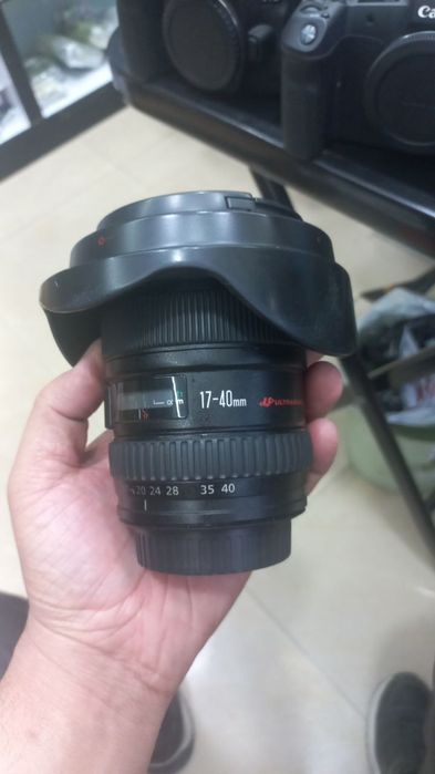 Обектив Canon lens 17-40