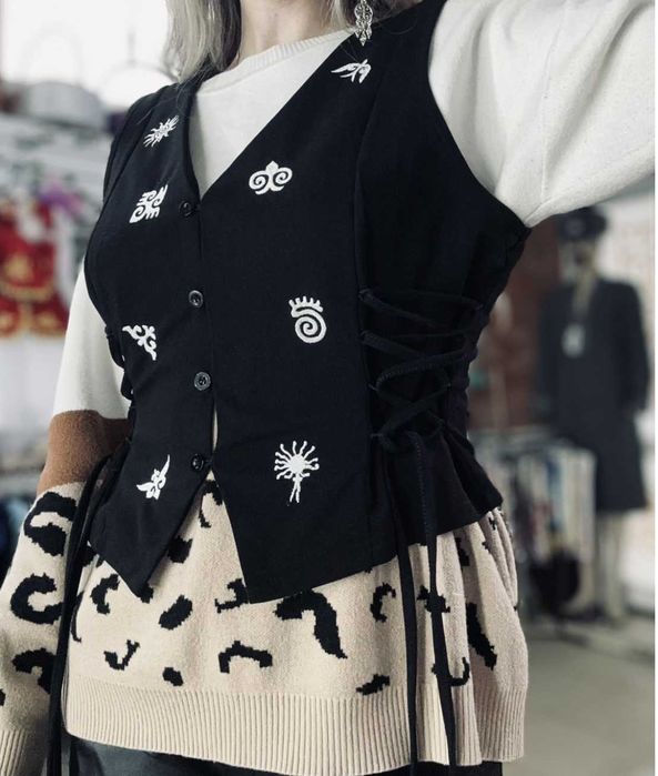 Аққұба балақай сиқырды сорады