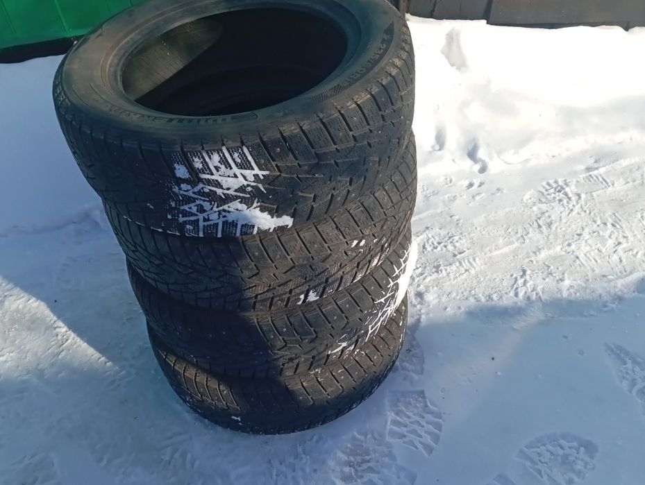 Продам шины зимние