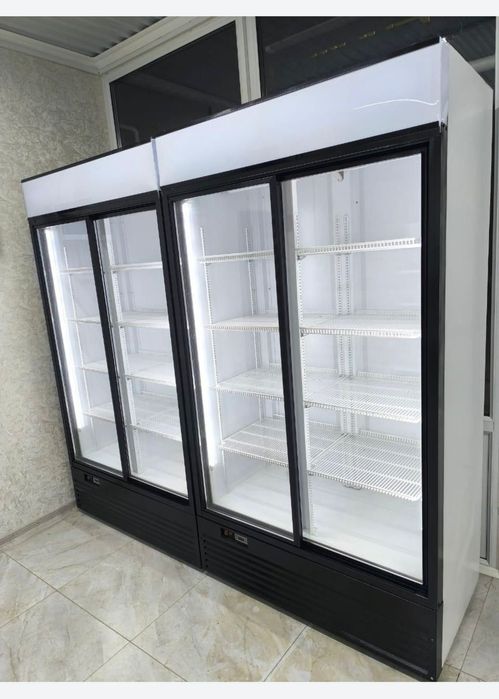 Продам витринные холодильники